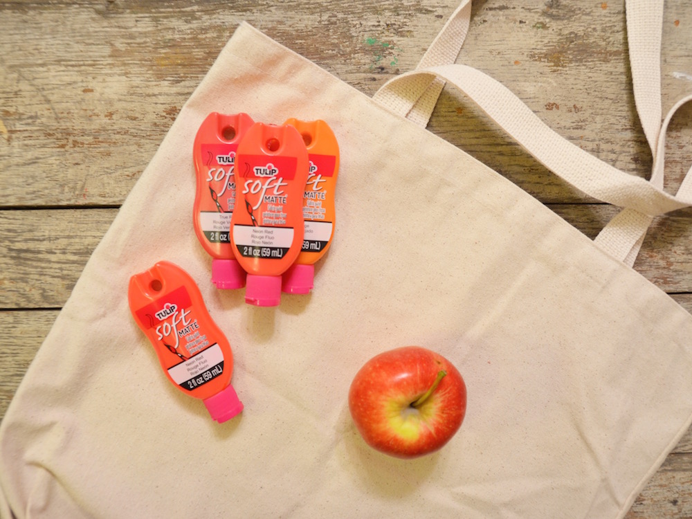 DIY Apple Print Tote Bags