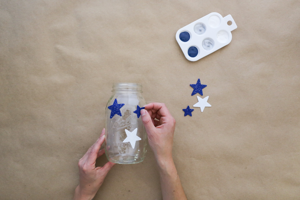 Placing stars on jar