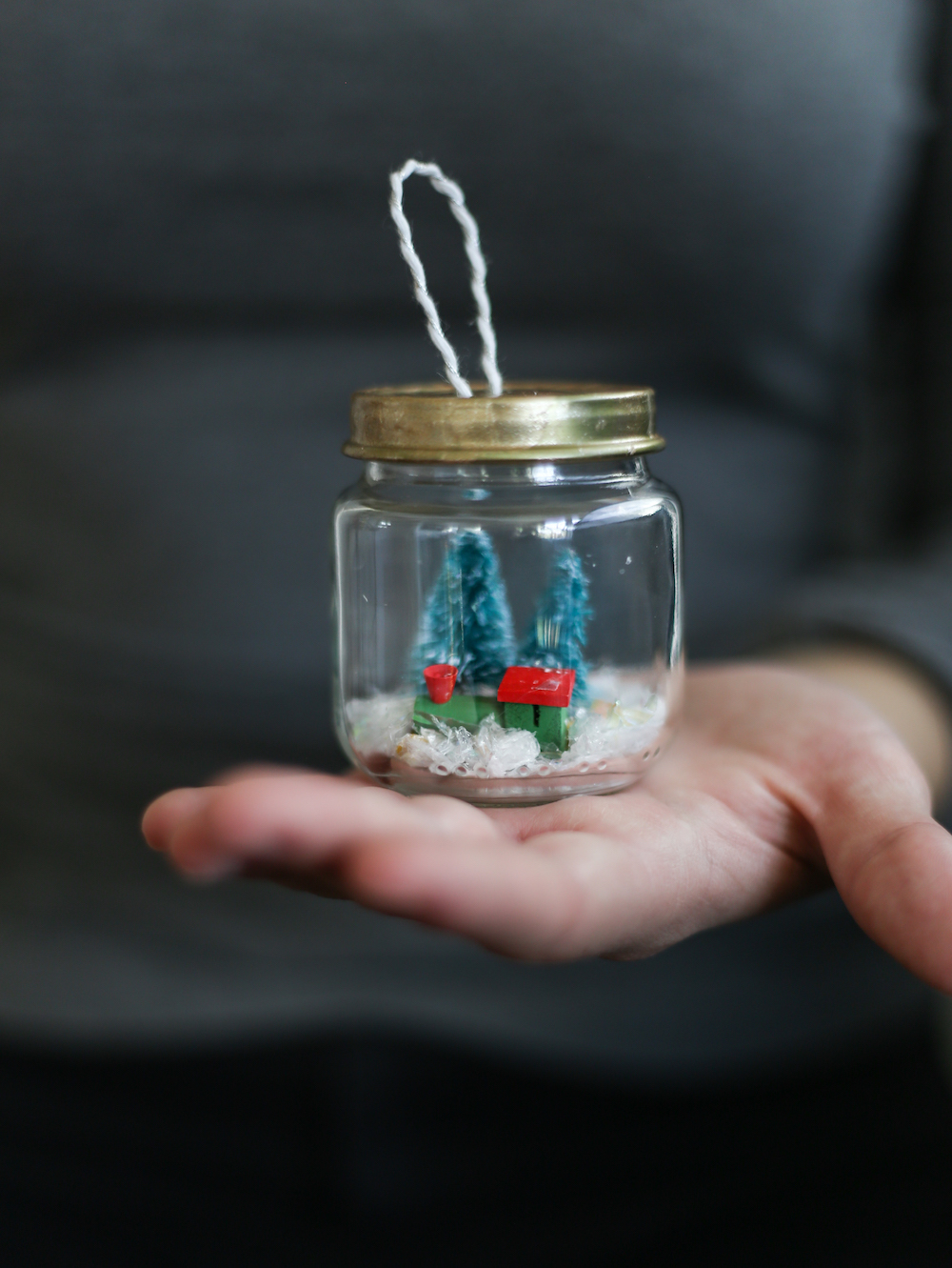 Deck the Halls with This Ornament DIY